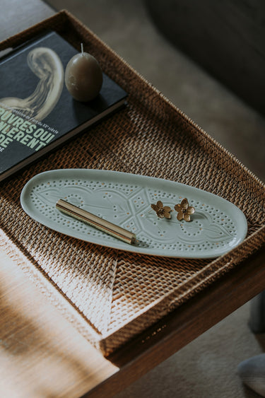 DECORATIVE OVAL TRAY EMPREINT MINT (14891822776703)