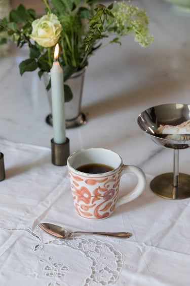 SMALL FLOWER MUG BLUSH GOLD.CERAMIC (15009689895295)