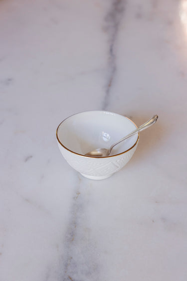 ROUND BOWLS AND SALAD BOWLS