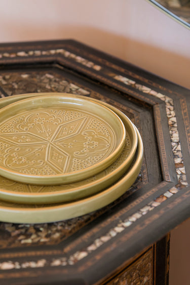 ROUND TRAYS IMPRINT KHAKI GOLD CERAMIC (14589832167807)