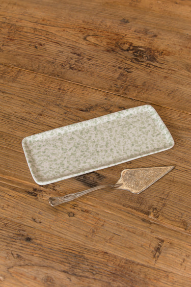 GRANITO MINT LONG CAKE TRAY (14589832266111)