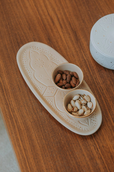 Empreinte sahara gold oval tapas tray (6621939990570)