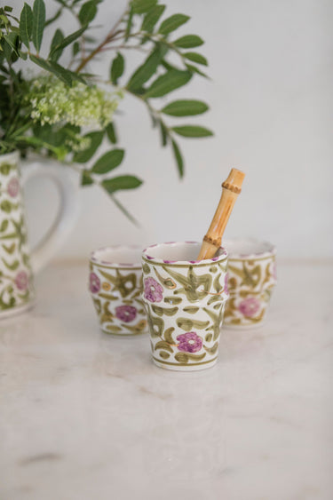 Medium coffee cup FLEURS IRIS gold (14986095231359)