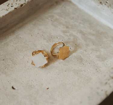 Etoile de nacre stem earrings (9010426118463) (9010388697407)
