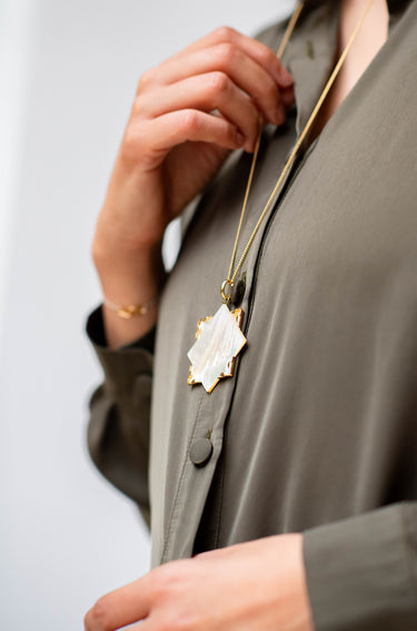 Etoile de nacre long necklace (9010823495999)