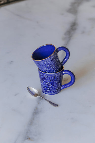 SMALL IMPRINT MUG BLUE MAJORELLE GOLD CERAMIC (9507188932927)