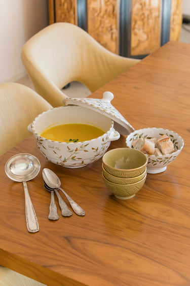 Soup tureen Leaves (14954390978943)