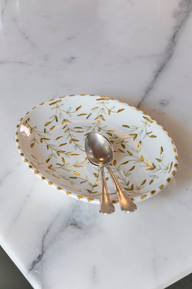 LARGE OVAL SERVING DISH WITH GOLD LEAVES (9687744184639)