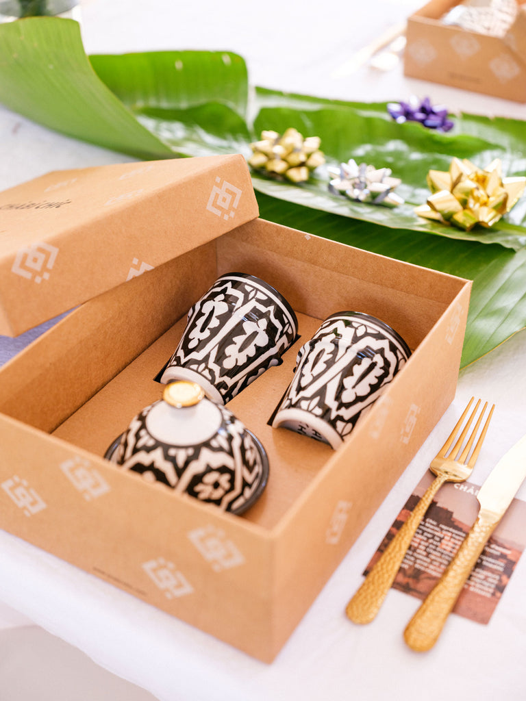 Coffret 2 tasses beldi Fassia noir et un beurrier gold (8995100721471)