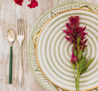 ASSIETTES GOLD VERT AMANDE (4441604948010)